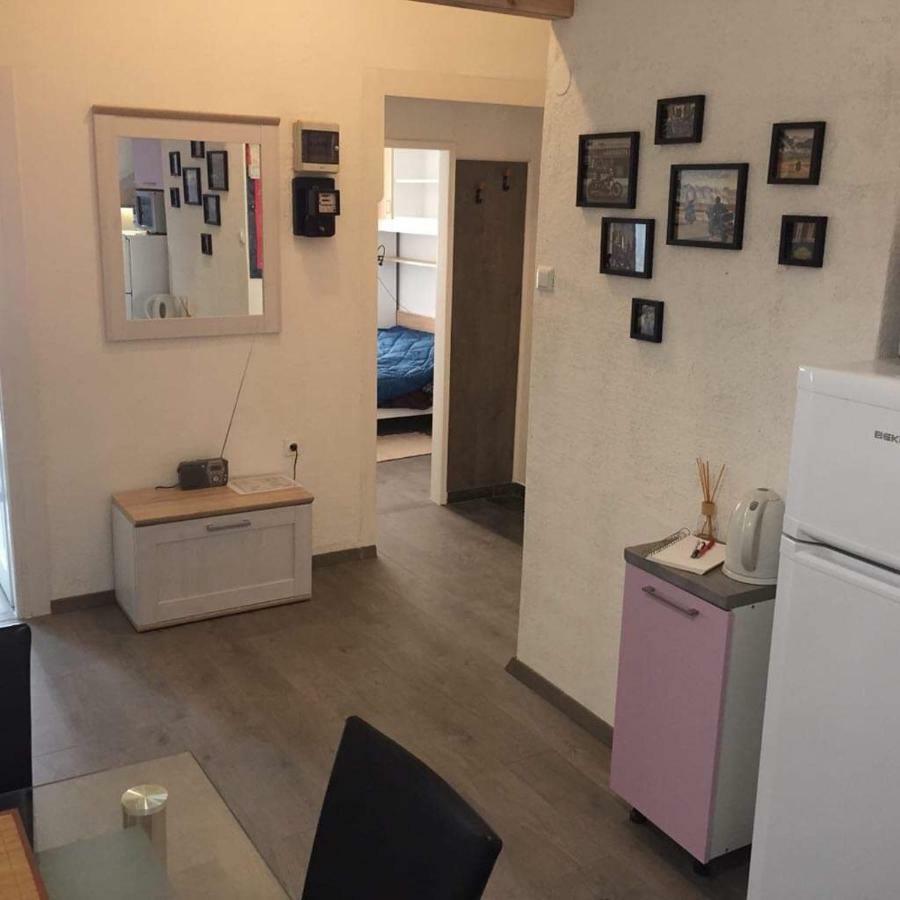 Apartment Max 4 Stars Rijeka Exterior photo